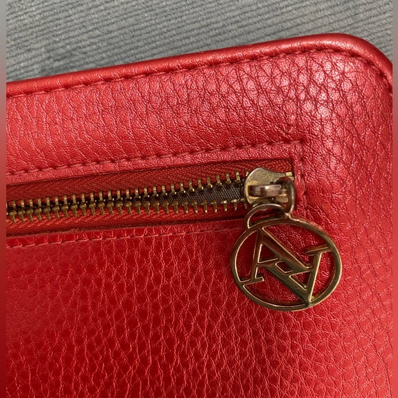 Adrienne Vittadini Studio clutch wallet, red/coral, wrist strap 9” x 5” x .5” - Picture 12 of 16